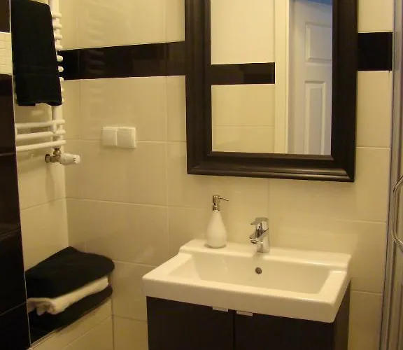 Хостел St. Dorothys - *